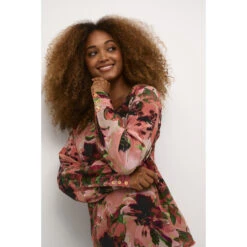 Vrouwenblouse Cream Eliza -URBAN CLASSICS WINKEL cream 10612329 105502 5