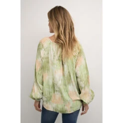 Vrouwenblouse Cream Cassia -URBAN CLASSICS WINKEL cream 10613119 106781 4