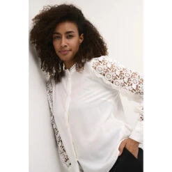 Vrouwenblouse CULTURE Benton -URBAN CLASSICS WINKEL culture 50110062 500013 5