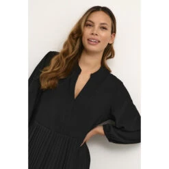 Vrouwenblouse CULTURE Betty 15 Vrouwenblouse CULTURE Betty -URBAN CLASSICS WINKEL culture 50110244 500012 7