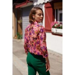 LA PETITE ETOILE Vrouwenblouse La Petite Étoile Isla 8 LA PETITE ETOILE Vrouwenblouse La Petite Étoile Isla -URBAN CLASSICS WINKEL la petite etoile isla rose p3