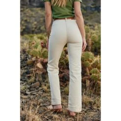 LA PETITE ETOILE Jeans Vrouw La Petite Étoile Marceo E -URBAN CLASSICS WINKEL la petite etoile marceo e ecru 4