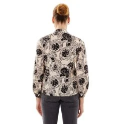 LA PETITE ETOILE Vrouwenblouse La Petite Étoile Novie 6 LA PETITE ETOILE Vrouwenblouse La Petite Étoile Novie -URBAN CLASSICS WINKEL la petite etoile novie fleur fleur 3