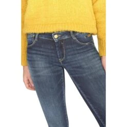 Damesjeans Le Temps Des Cerises Pulp Urselle 13 Damesjeans Le Temps Des Cerises Pulp Urselle -URBAN CLASSICS WINKEL le temps des cerises jfursellw1281 3001 mag3958016 5