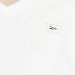 Vrouwen Crop Top T-shirt Reebok Classics Natural Dye 12 Vrouwen Crop Top T-shirt Reebok Classics Natural Dye -URBAN CLASSICS WINKEL reebok ht7848 6 apparel on model detail view 2 white