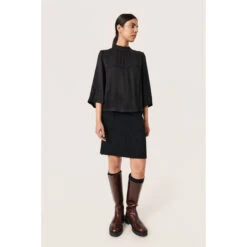 Vrouwenblouse Soaked In Luxury Obelia -URBAN CLASSICS WINKEL soaked in luxury 30406981 194008 1