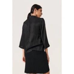 Vrouwenblouse Soaked In Luxury Obelia -URBAN CLASSICS WINKEL soaked in luxury 30406981 194008 3