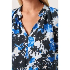 Vrouwenblouse Soaked In Luxury Nicasia Marian -URBAN CLASSICS WINKEL soaked in luxury 30407208 302598 2