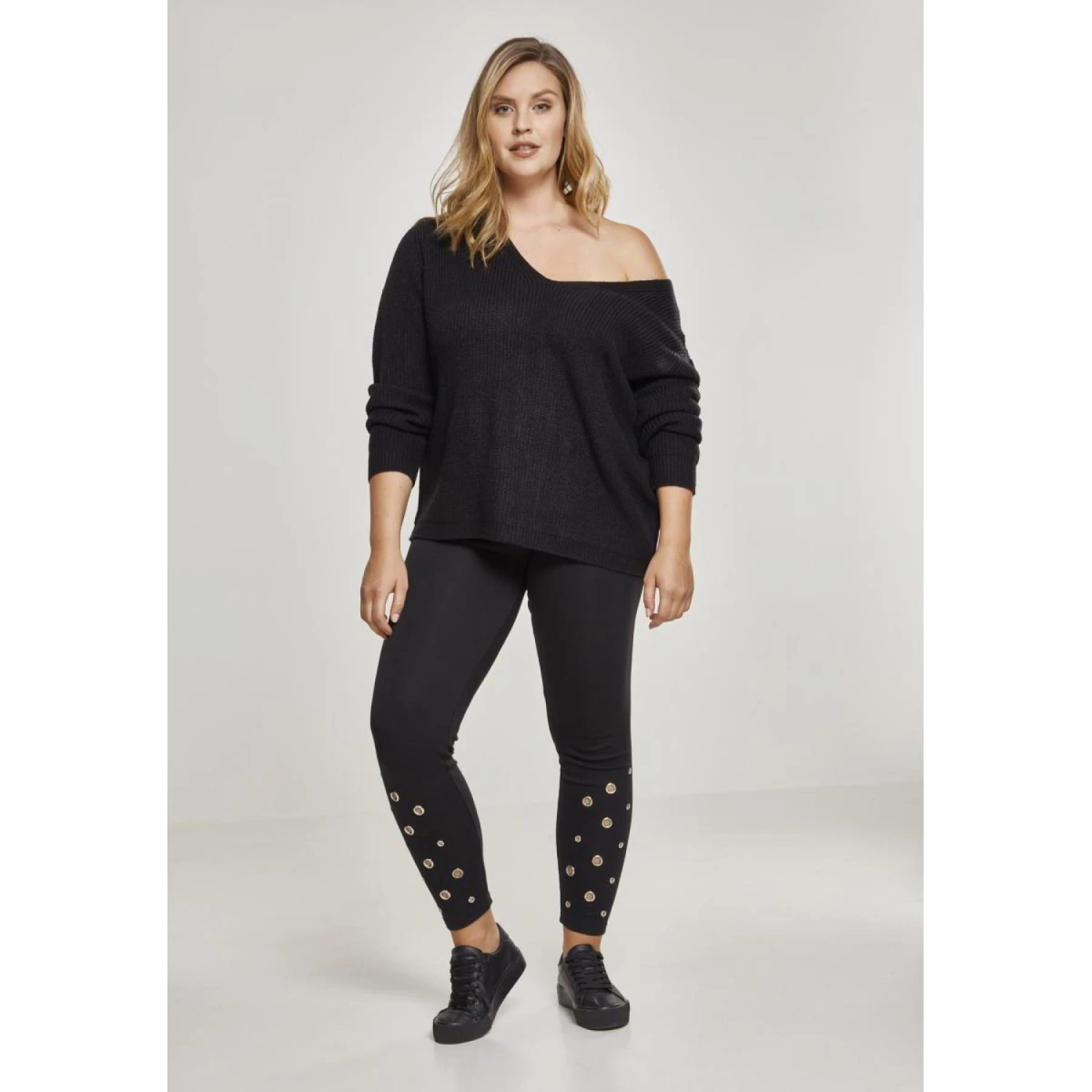 URBAN CLASSICS Sweatshirt Vrouw Urban Klassieker Achteraan In De GT 6 URBAN CLASSICS Sweatshirt Vrouw Urban Klassieker Achteraan In De GT - Afbeelding 6